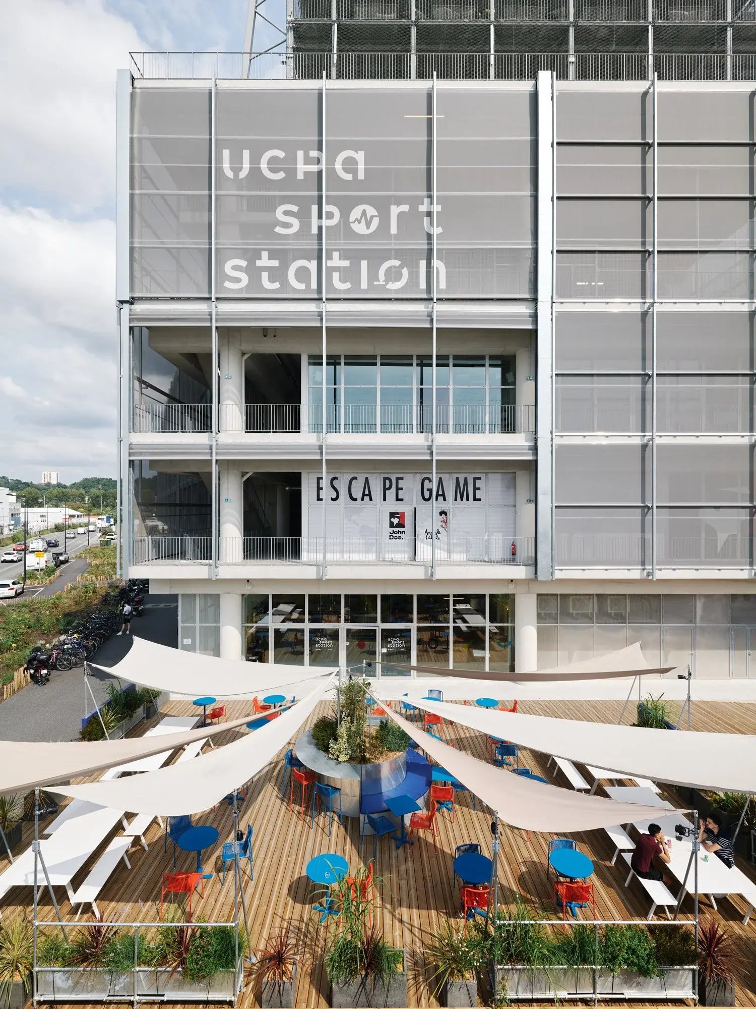 Axeptio_Agence123_UCPA_Bordeaux_Exterieur.jpg